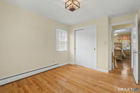 6 Yankee Peddler Path Madison CT 06443