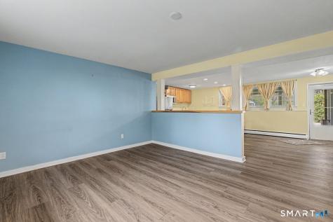 6 Yankee Peddler Path Madison CT 06443