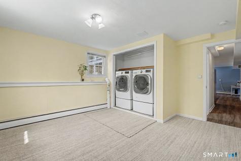 6 Yankee Peddler Path Madison CT 06443
