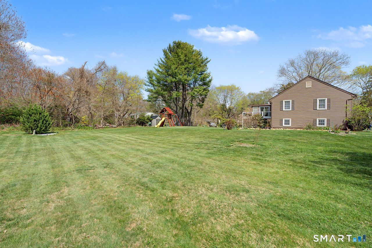 6 Yankee Peddler Path Madison CT 06443
