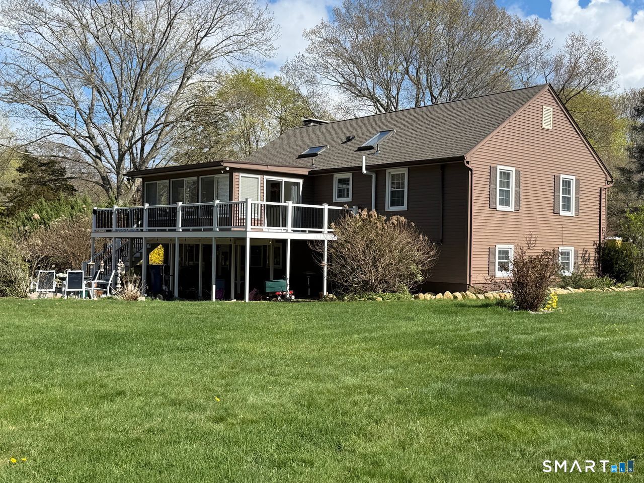 6 Yankee Peddler Path Madison CT 06443