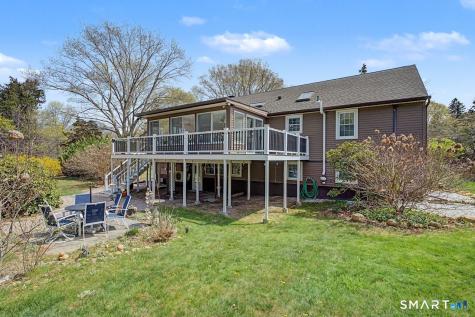 6 Yankee Peddler Path Madison CT 06443