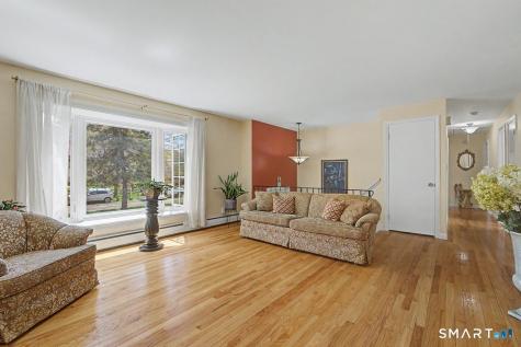 6 Yankee Peddler Path Madison CT 06443
