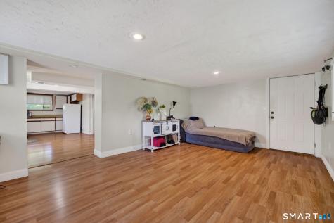 166 Glenwood Road Clinton CT 06413