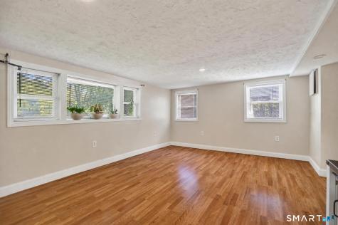 166 Glenwood Road Clinton CT 06413
