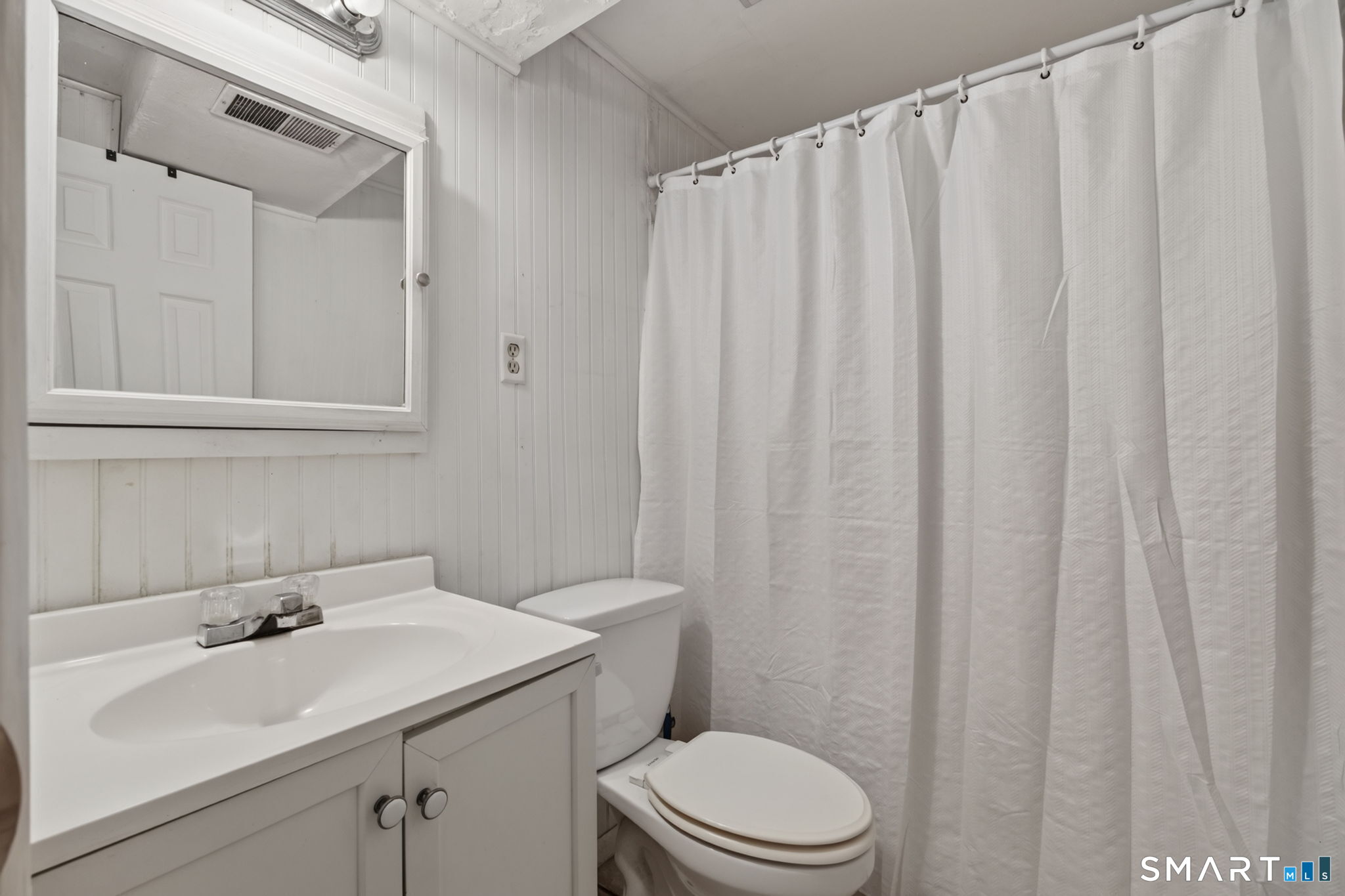 166 Glenwood Road Clinton CT 06413