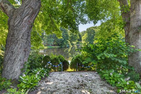 166 Glenwood Road Clinton CT 06413