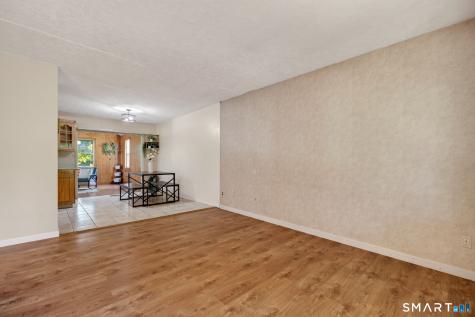 166 Glenwood Road Clinton CT 06413
