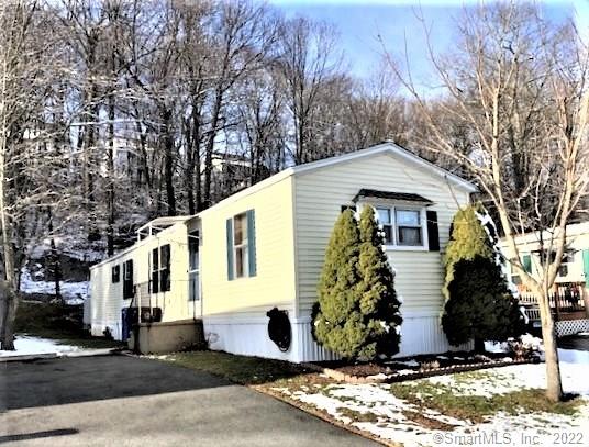 32 Woodland Park Shelton CT 06484