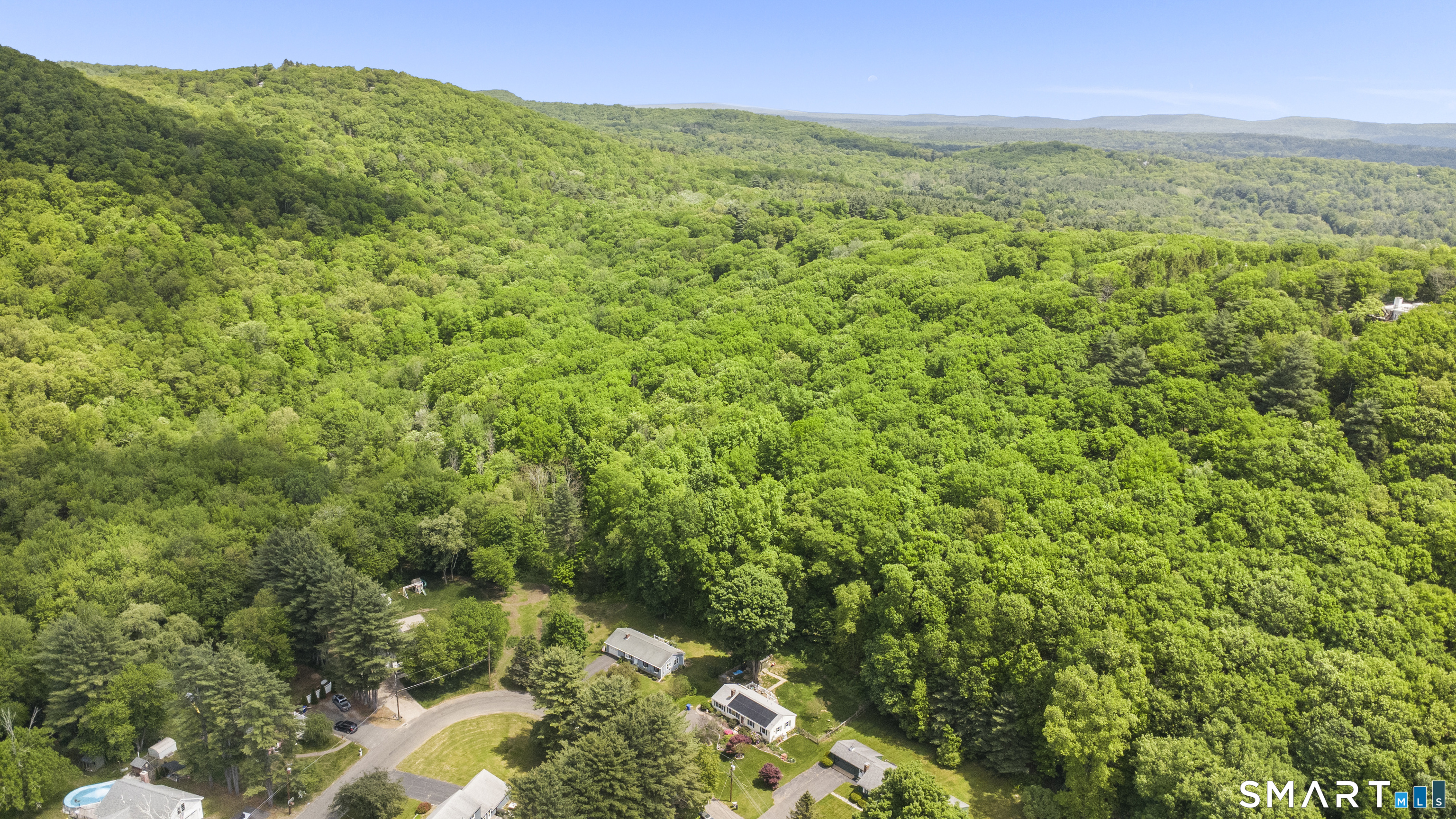 13 Canton Valley Circle Canton CT 06019