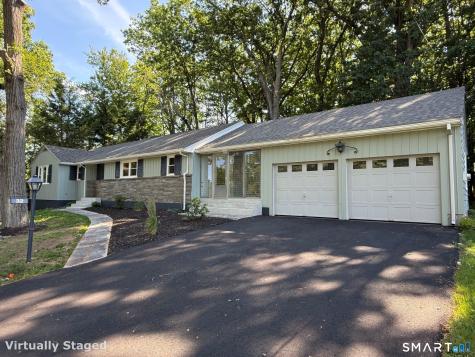 32 Hemlock Lane East Hartford CT 06118