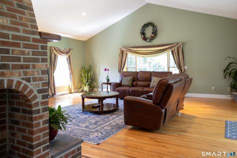 671 Jacob Road Southbury CT 06488