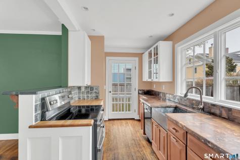 10 Trumbull Street Stonington CT 06378