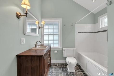 10 Trumbull Street Stonington CT 06378