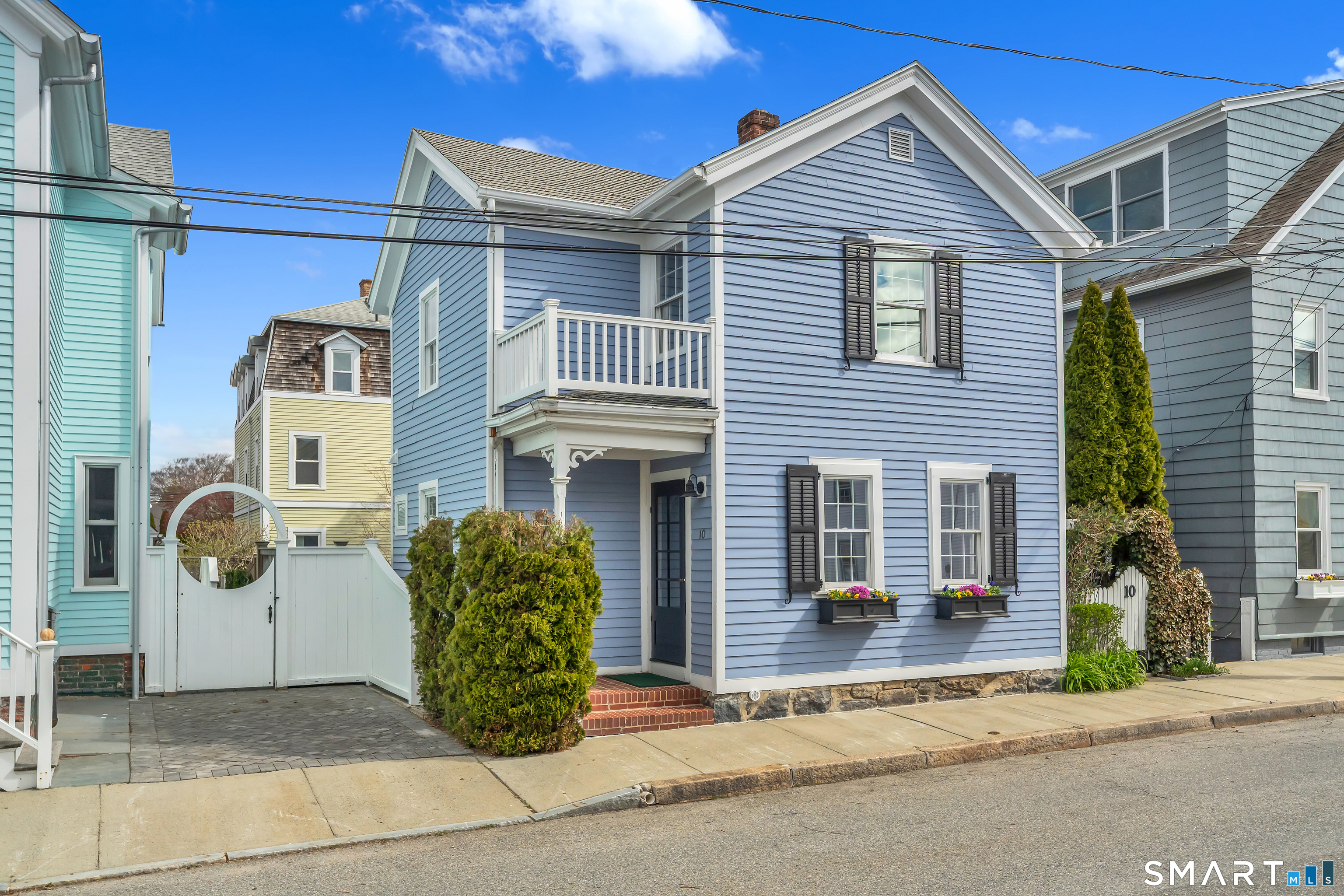 10 Trumbull Street Stonington CT 06378