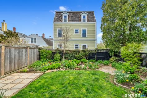 10 Trumbull Street Stonington CT 06378