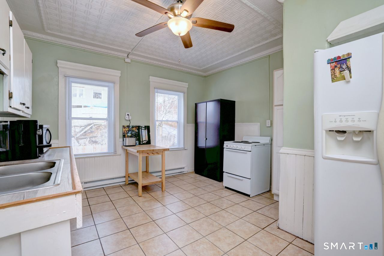 136 Church Street Putnam CT 06260