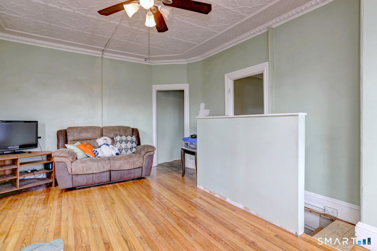 136 Church Street Putnam CT 06260