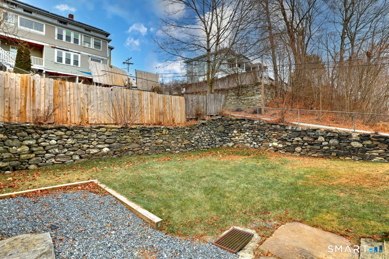 136 Church Street Putnam CT 06260