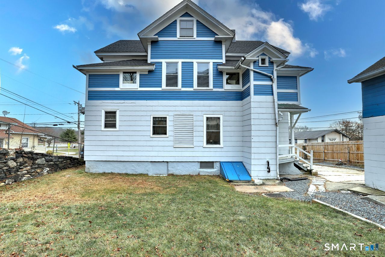 136 Church Street Putnam CT 06260