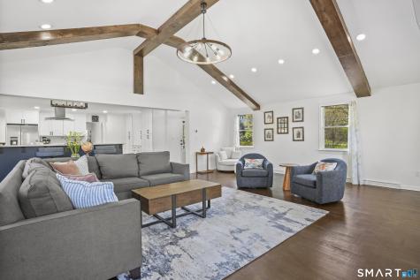 5 Spoke Drive Woodbridge CT 06525
