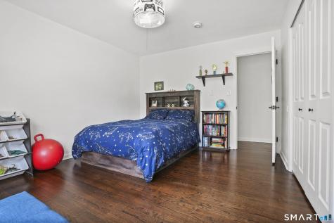 5 Spoke Drive Woodbridge CT 06525