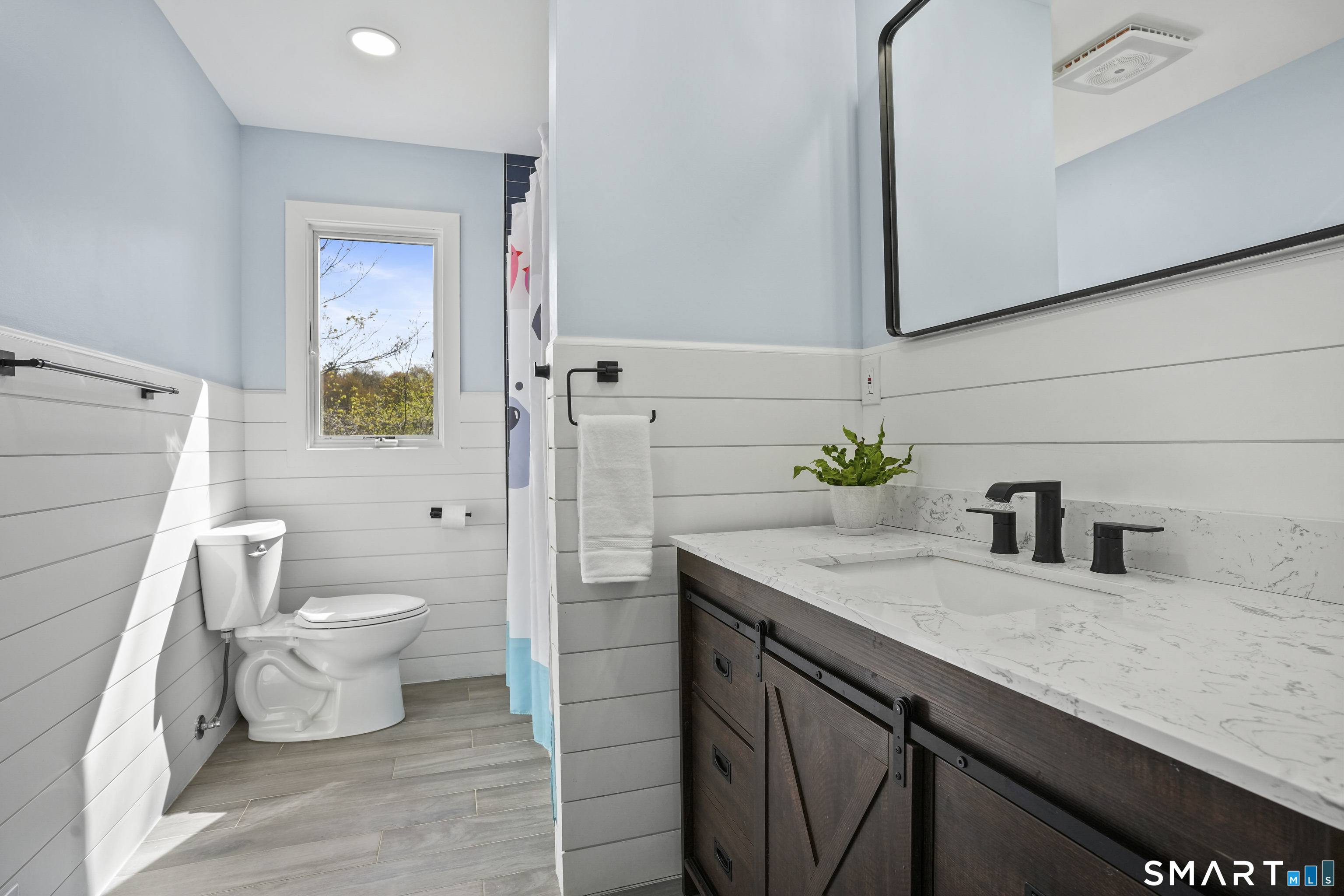 5 Spoke Drive Woodbridge CT 06525