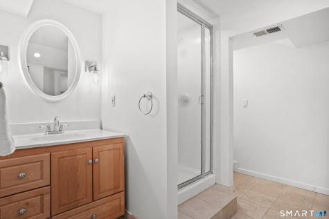 5 Spoke Drive Woodbridge CT 06525