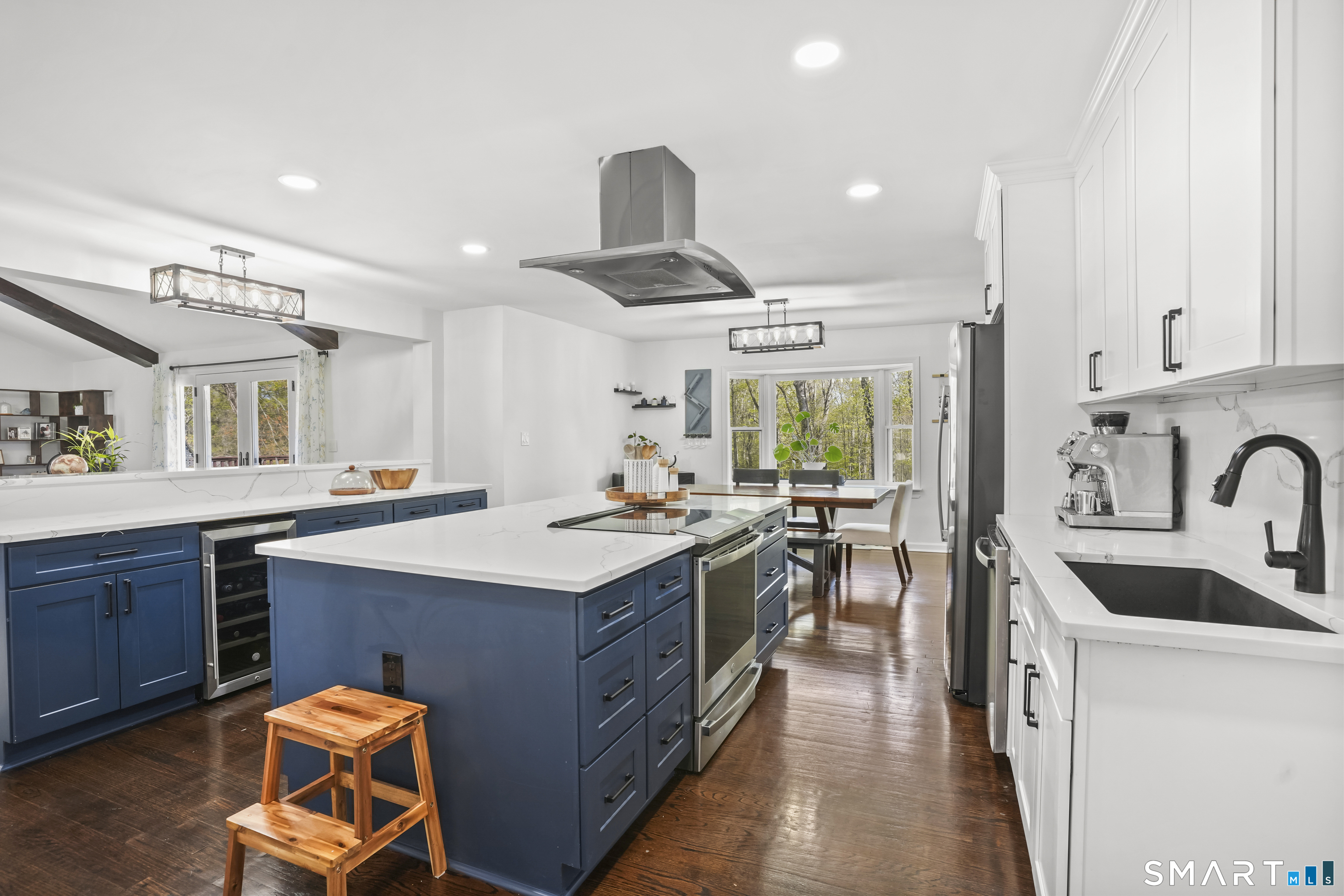 5 Spoke Drive Woodbridge CT 06525