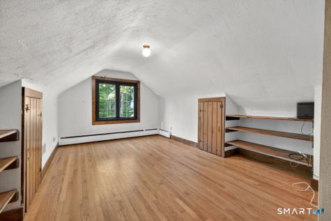 15 Old Mailcoach Road Redding CT 06896