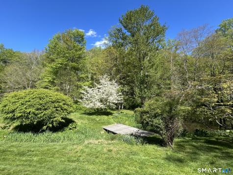 15 Old Mailcoach Road Redding CT 06896
