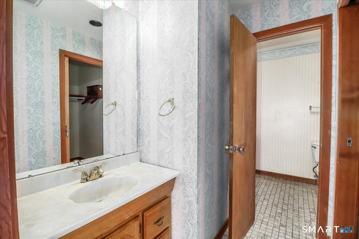63 North Mountain Road Brookfield CT 06804