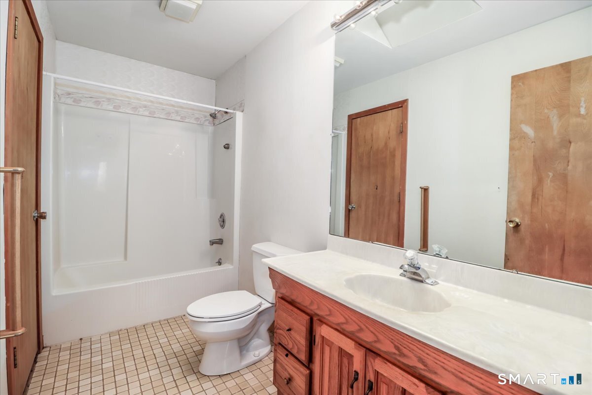 63 North Mountain Road Brookfield CT 06804