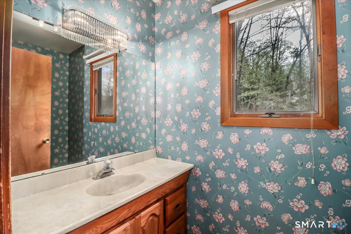 63 North Mountain Road Brookfield CT 06804