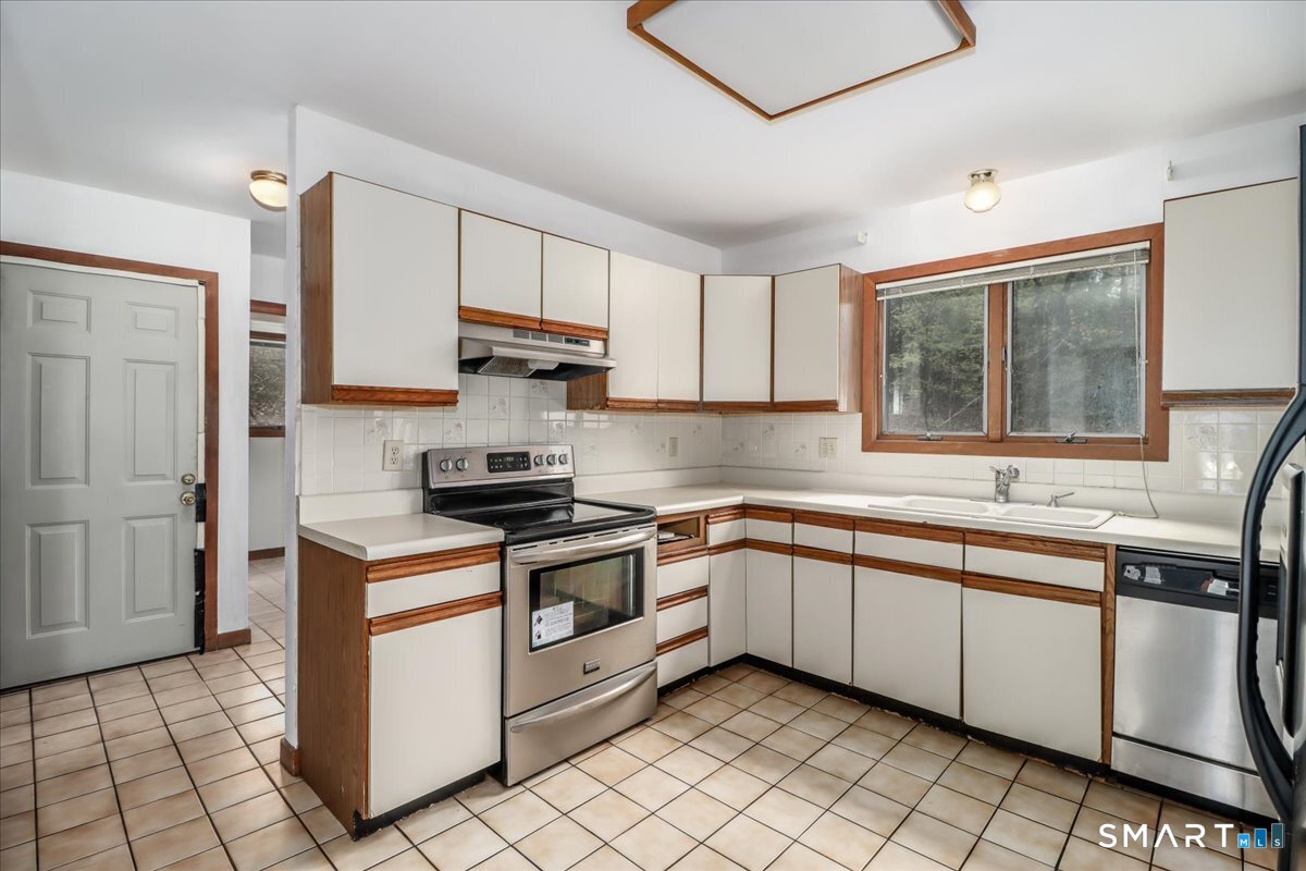 63 North Mountain Road Brookfield CT 06804