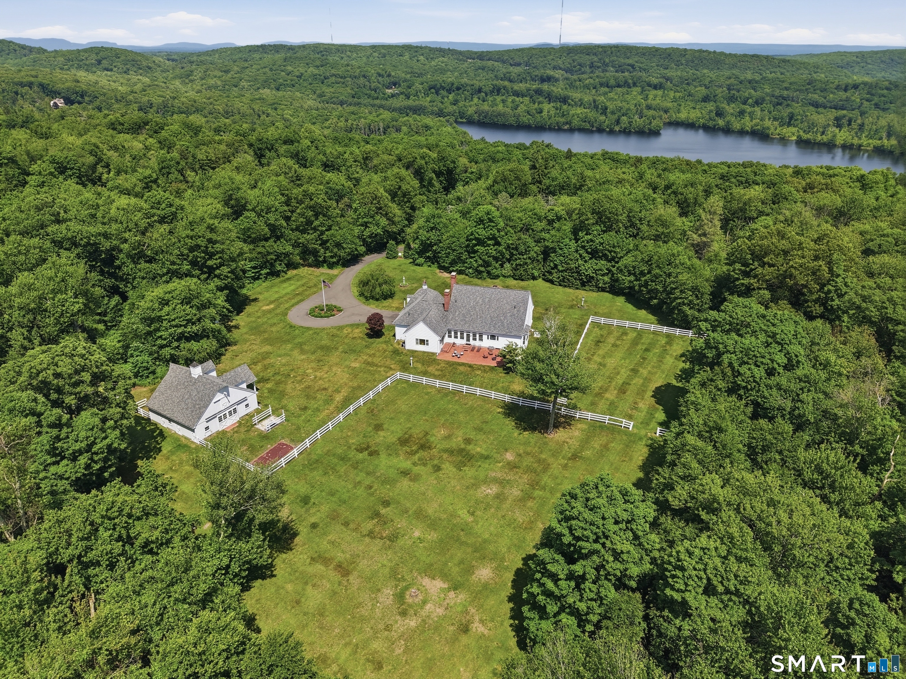 395 Sperry Road Bethany CT 06524