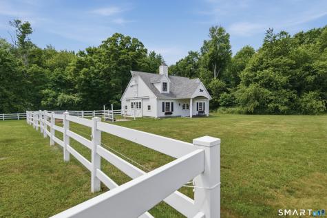 395 Sperry Road Bethany CT 06524