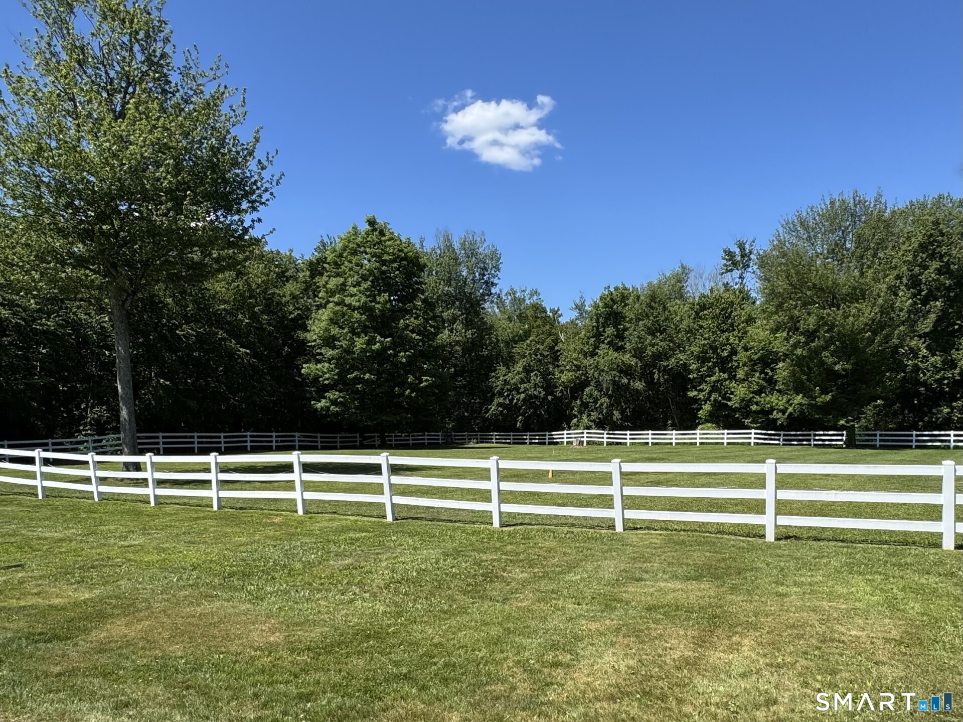 395 Sperry Road Bethany CT 06524