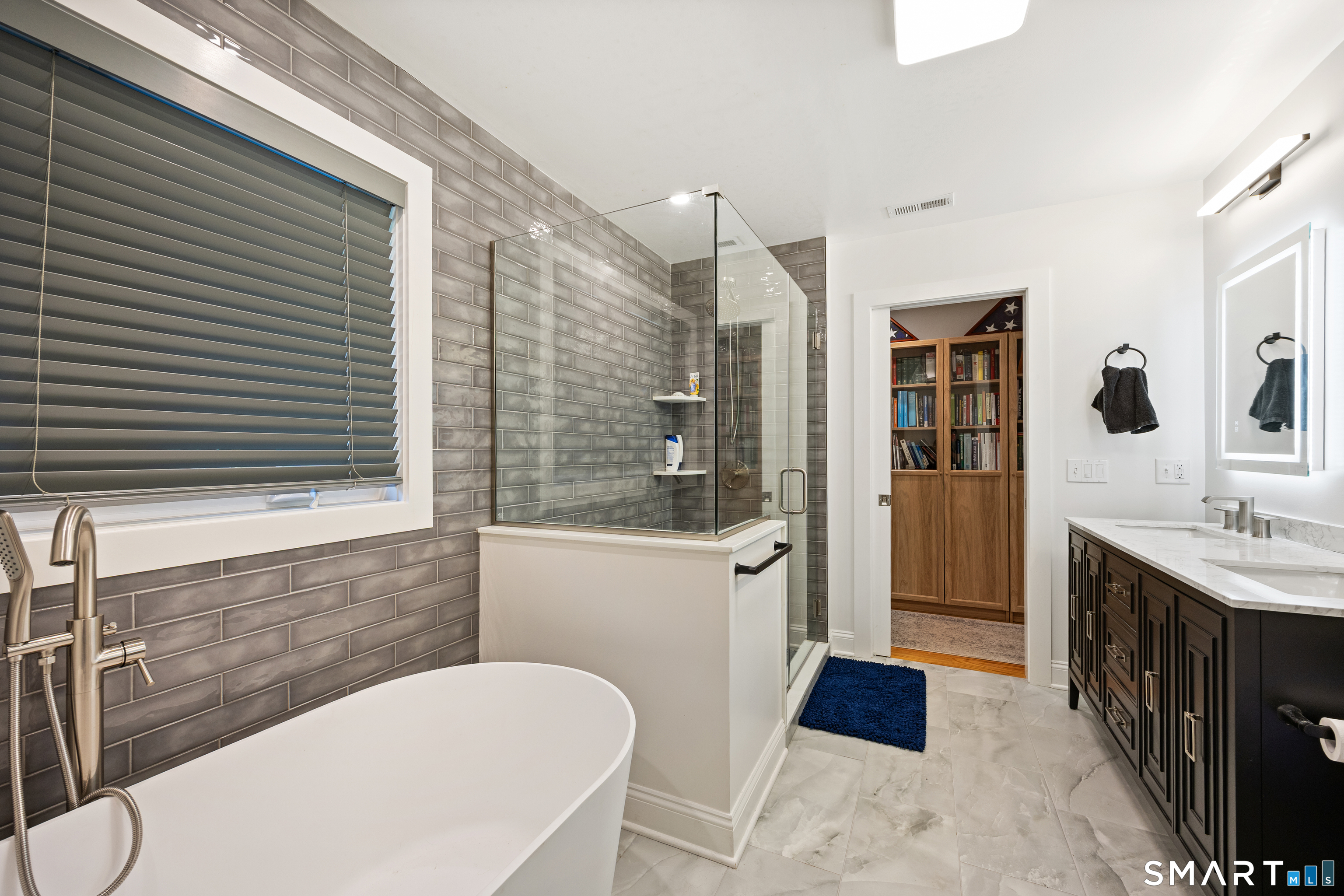 340 Middletown Avenue North Haven CT 06473