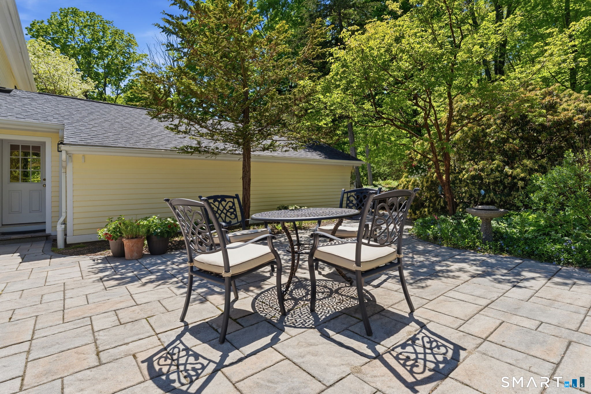 32 Juniper Road Bloomfield CT 06002
