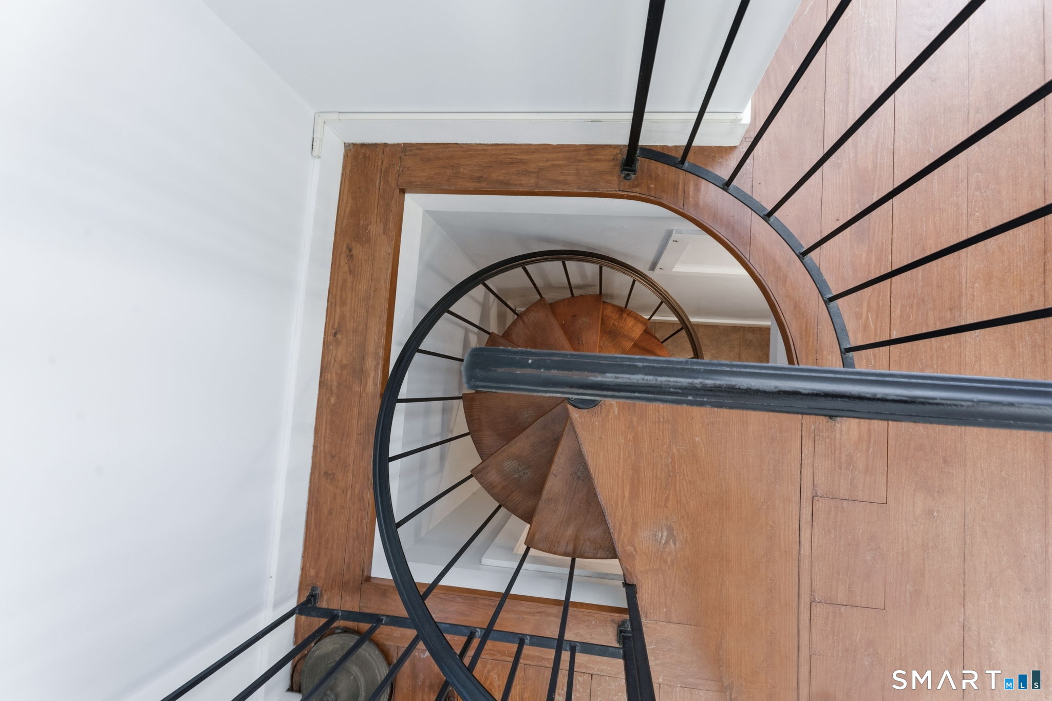 32 Juniper Road Bloomfield CT 06002