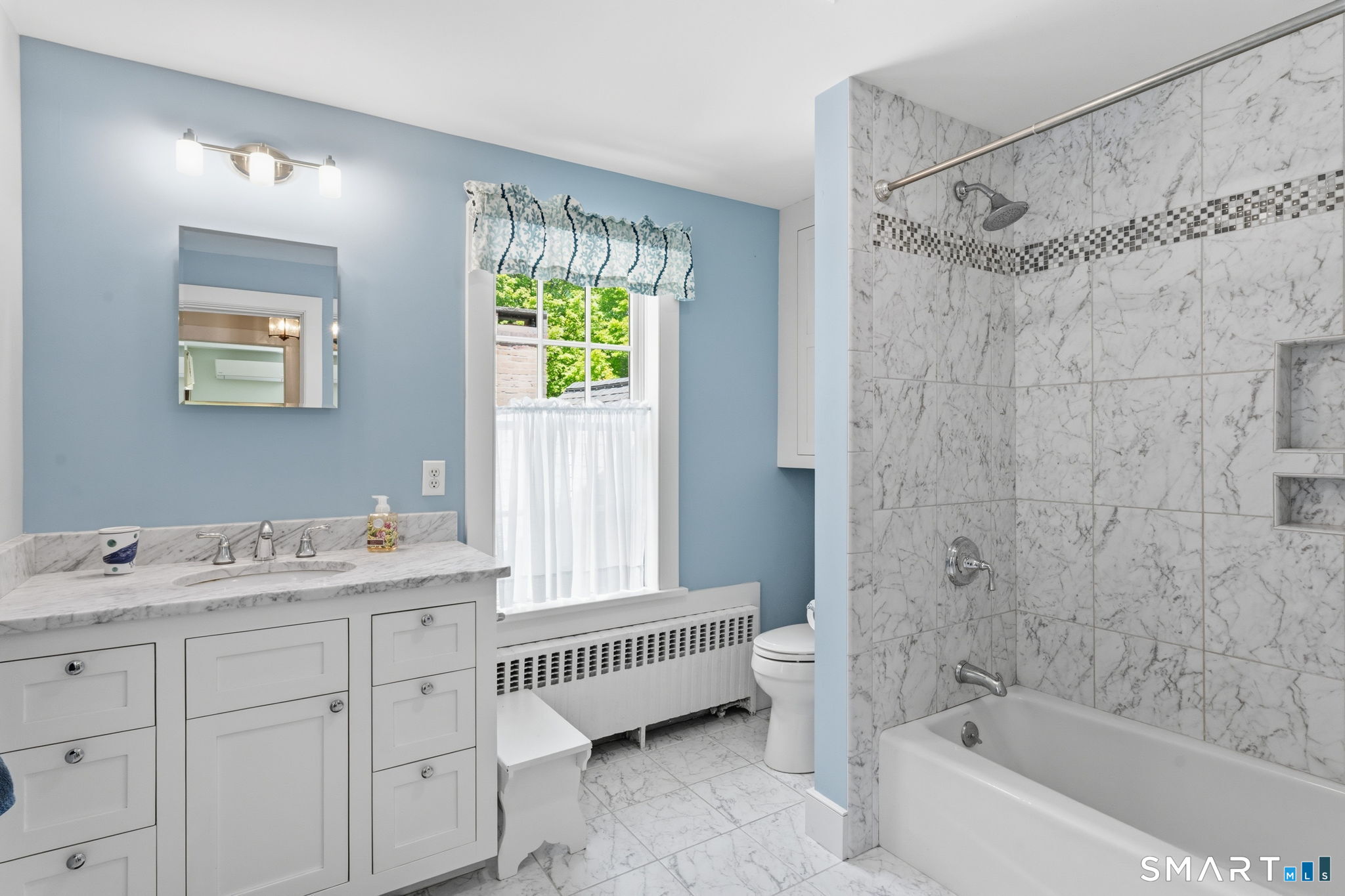 32 Juniper Road Bloomfield CT 06002