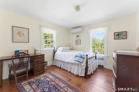 32 Juniper Road Bloomfield CT 06002