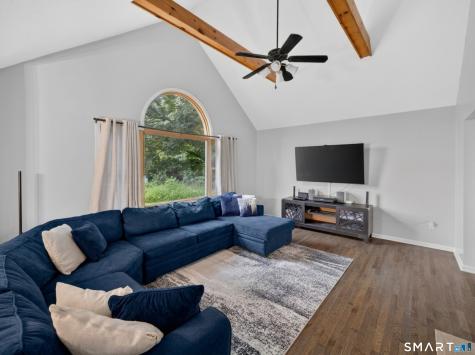 307 Spring Road North Haven CT 06473