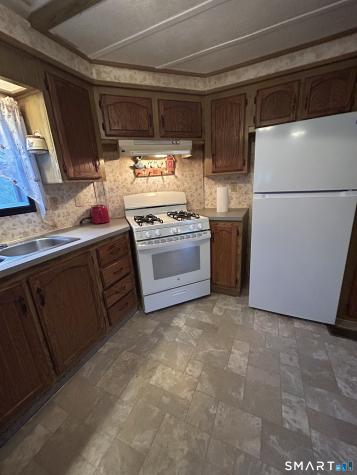 8 Wheeler Brook Park Stonington CT 06378