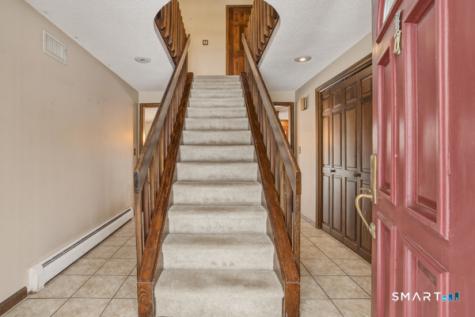 438 Chimney Sweep Hill Road Glastonbury CT 06033