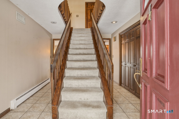 438 Chimney Sweep Hill Road Glastonbury CT 06033