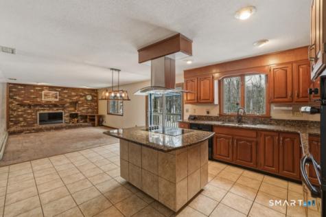 438 Chimney Sweep Hill Road Glastonbury CT 06033