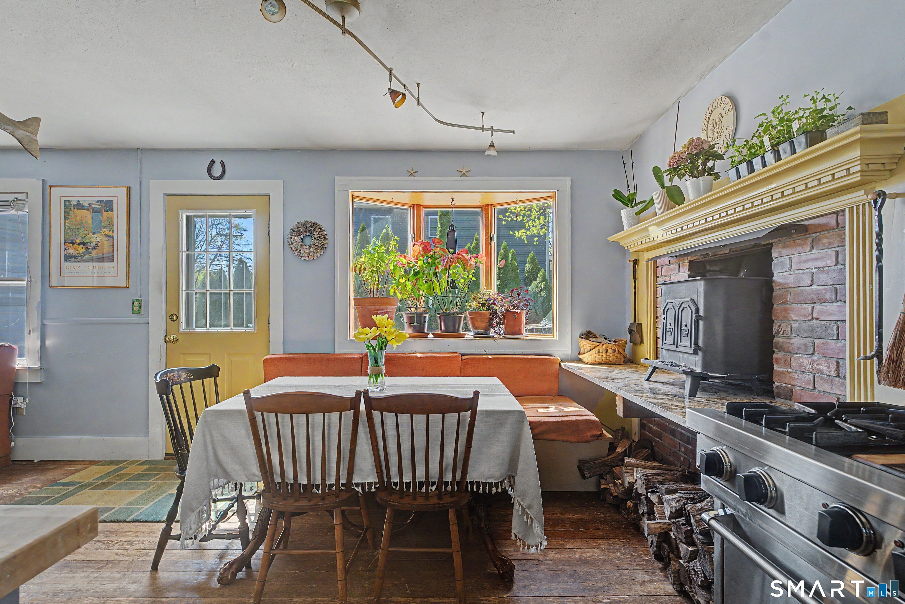 57 Grove Street Clinton CT 06413