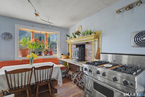57 Grove Street Clinton CT 06413